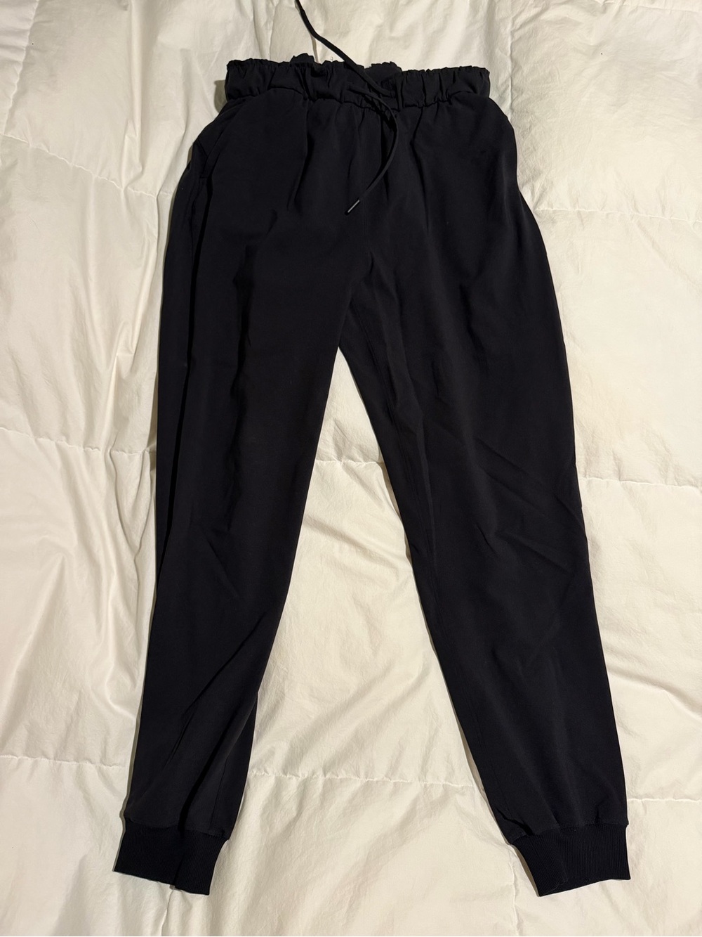 Lululemon joggers size 8